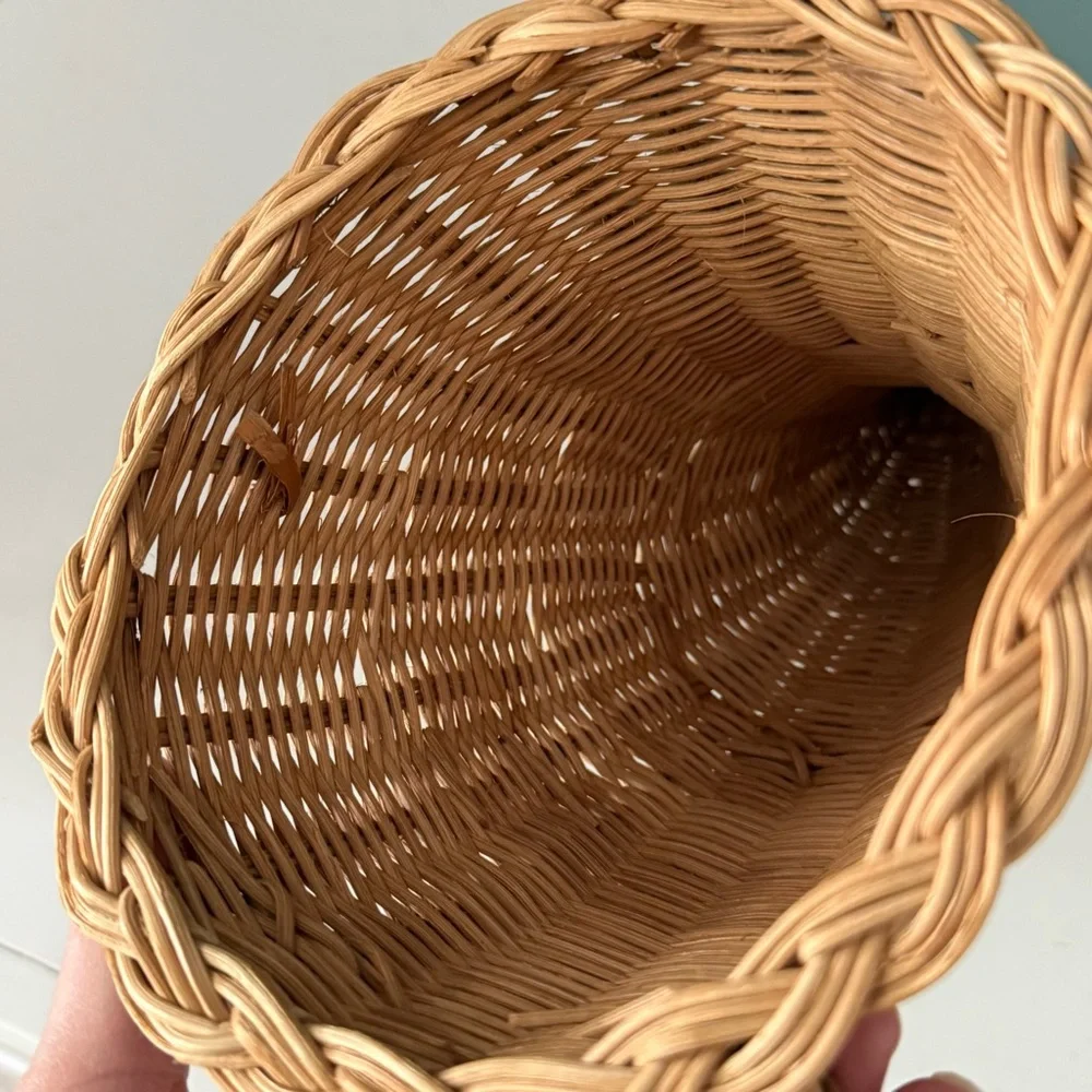Vintage Woven Natural Fiber Wicker Horn-of-Plenty Cornucopia Basket Farmhouse